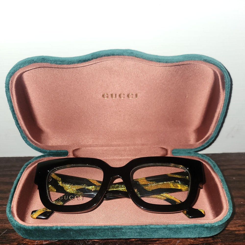 Gucci Women's Glasses with Black Frame and Gold Accents